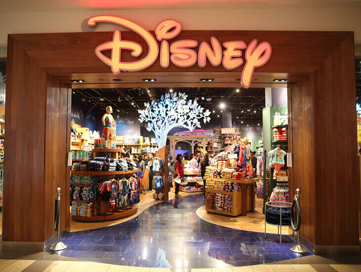 Доставка товара с магазина Disney Store
