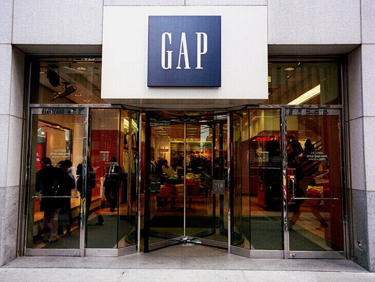 Доставка товара с магазина Gap